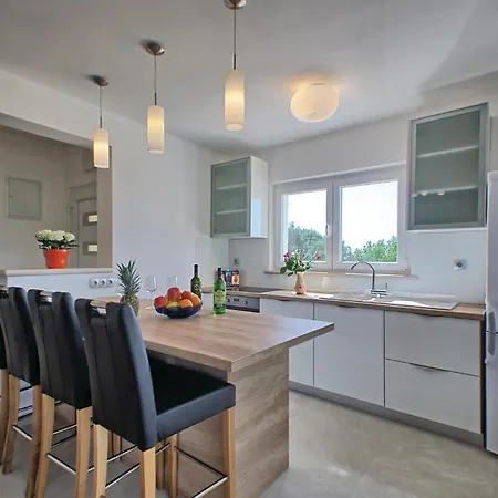 別荘 Prizba Iii Cr