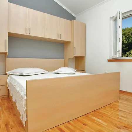 Prizba Iii Cr בית נופש *